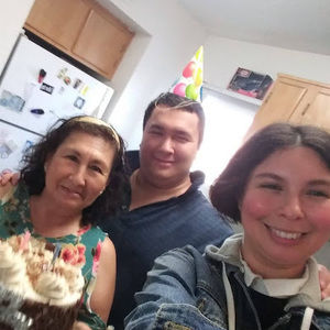 Meet your Posher, Esther